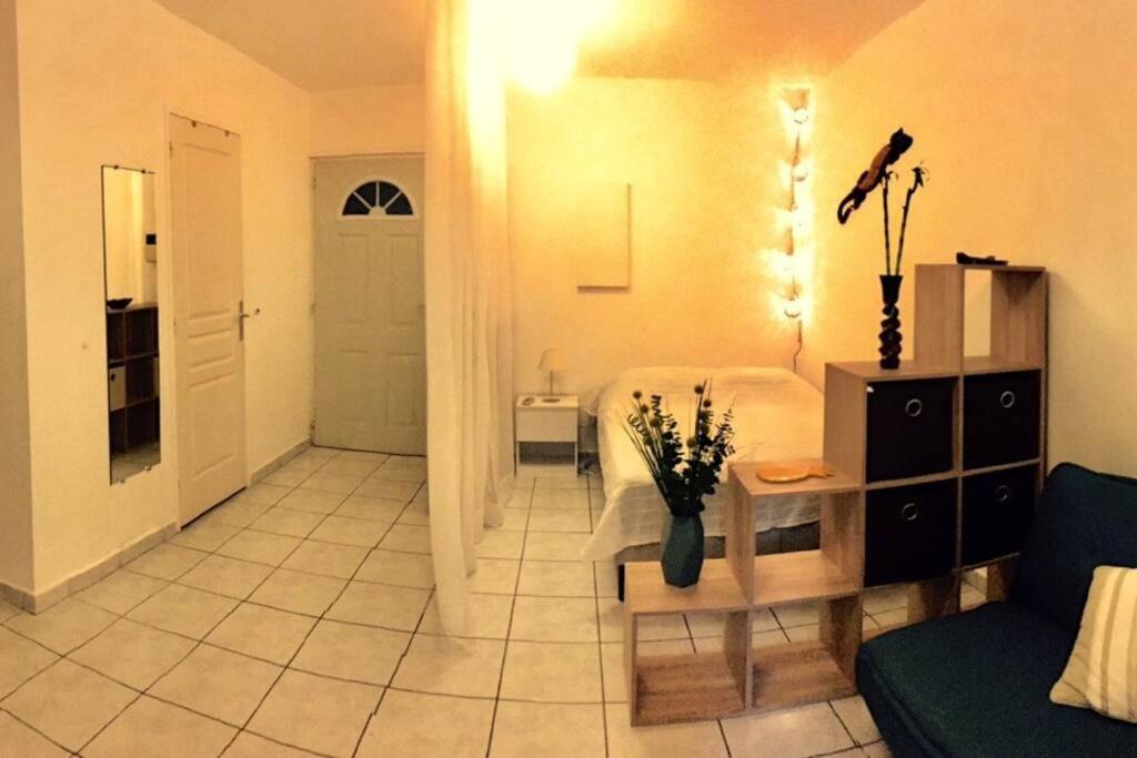 Superbe Appartement A 5Min De La Plage 2Min Du Chu Saint Pierre Exteriör bild