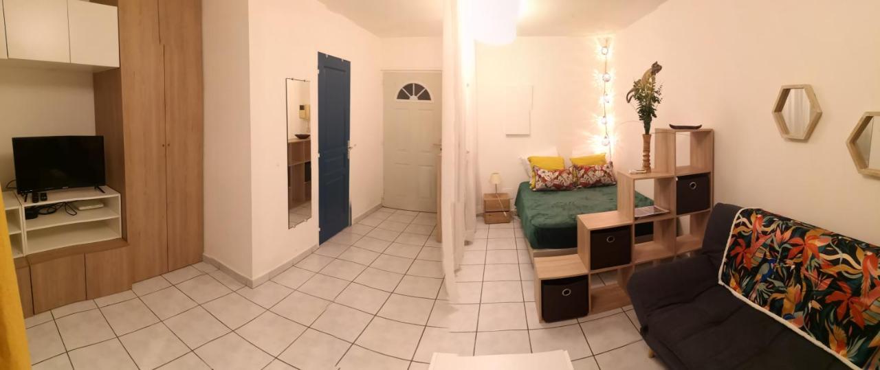 Superbe Appartement A 5Min De La Plage 2Min Du Chu Saint Pierre Exteriör bild