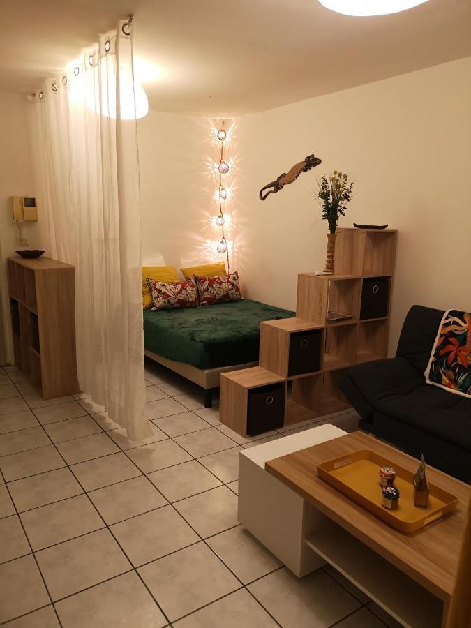 Superbe Appartement A 5Min De La Plage 2Min Du Chu Saint Pierre Exteriör bild