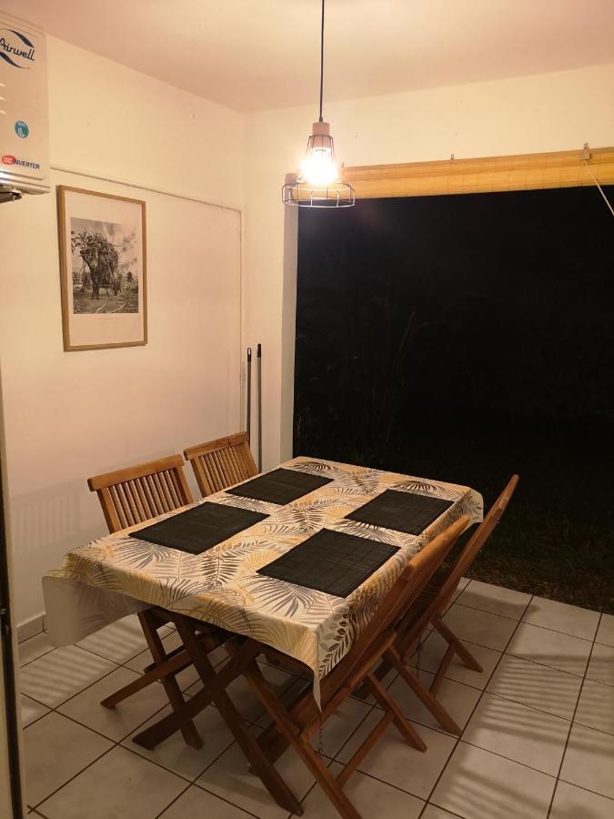 Superbe Appartement A 5Min De La Plage 2Min Du Chu Saint Pierre Exteriör bild