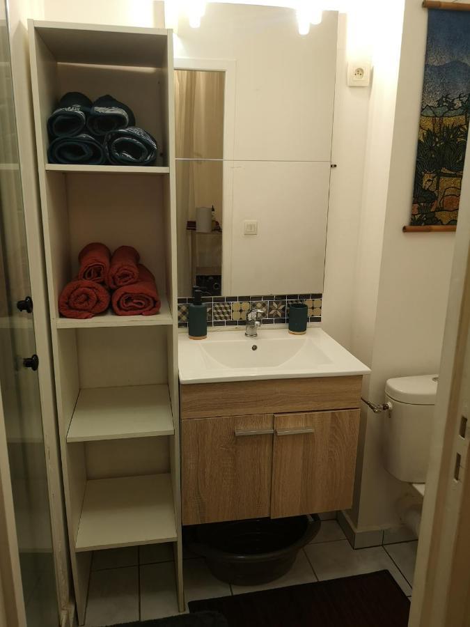 Superbe Appartement A 5Min De La Plage 2Min Du Chu Saint Pierre Exteriör bild